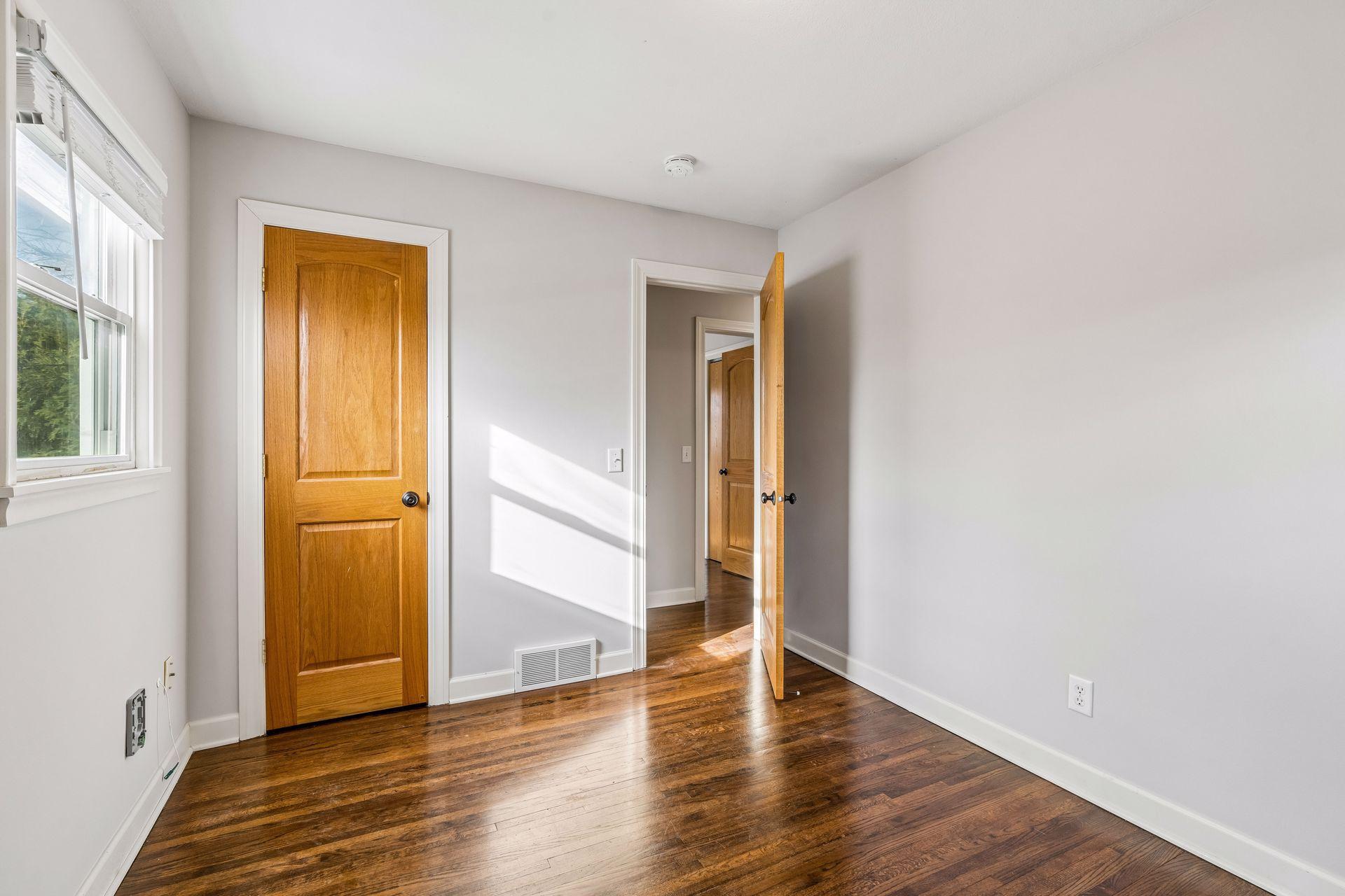 3919 Tyler Street Northeast Columbia Heights, MN 55421 - Photo 8 of 37