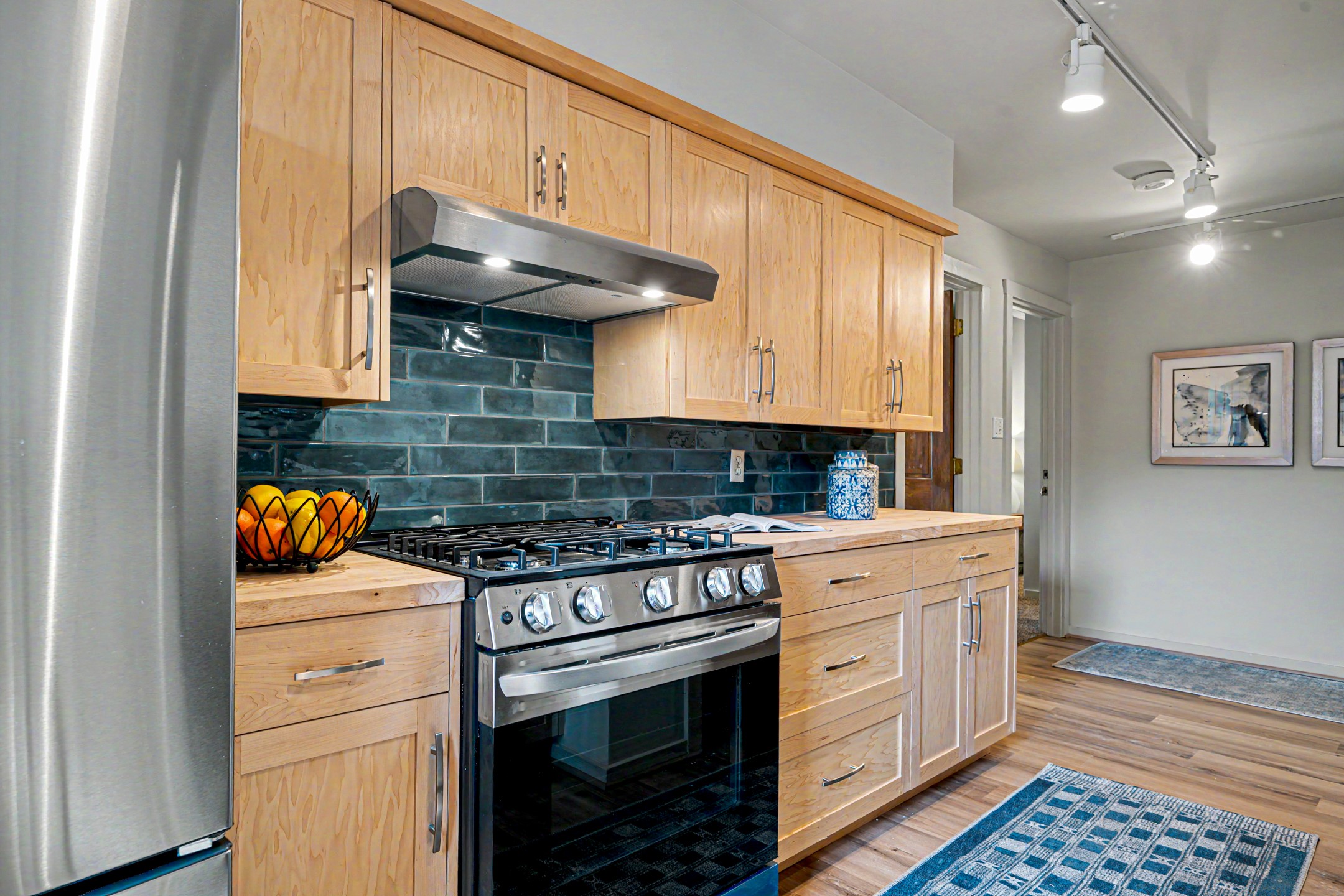 409 East Coronado Road, Unit 2 Santa Fe, NM 87505 - Photo 8 of 46