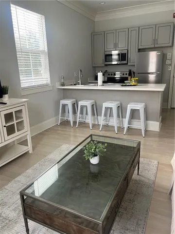 $1,450 | 4002 Canal Street, Unit C, New Orleans, LA 70119