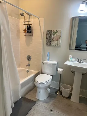 $1,450 | 4002 Canal Street, Unit C, New Orleans, LA 70119