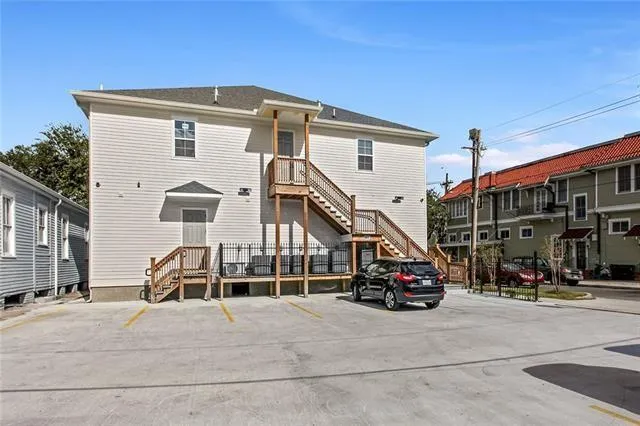 $1,450 | 4002 Canal Street, Unit C, New Orleans, LA 70119