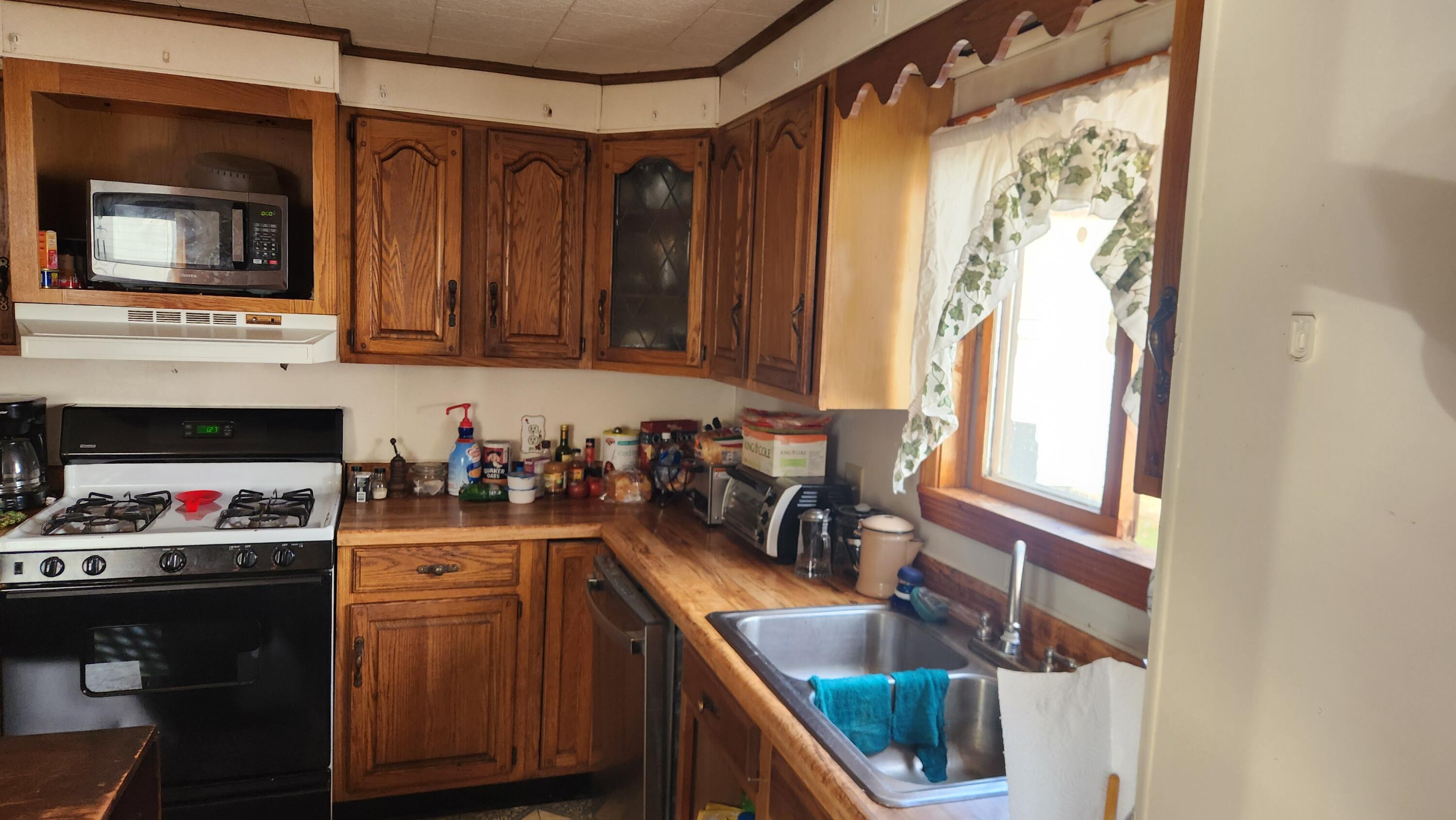 185 Knox Street Millinocket, ME 04462 - Photo 10 of 24 1000016761