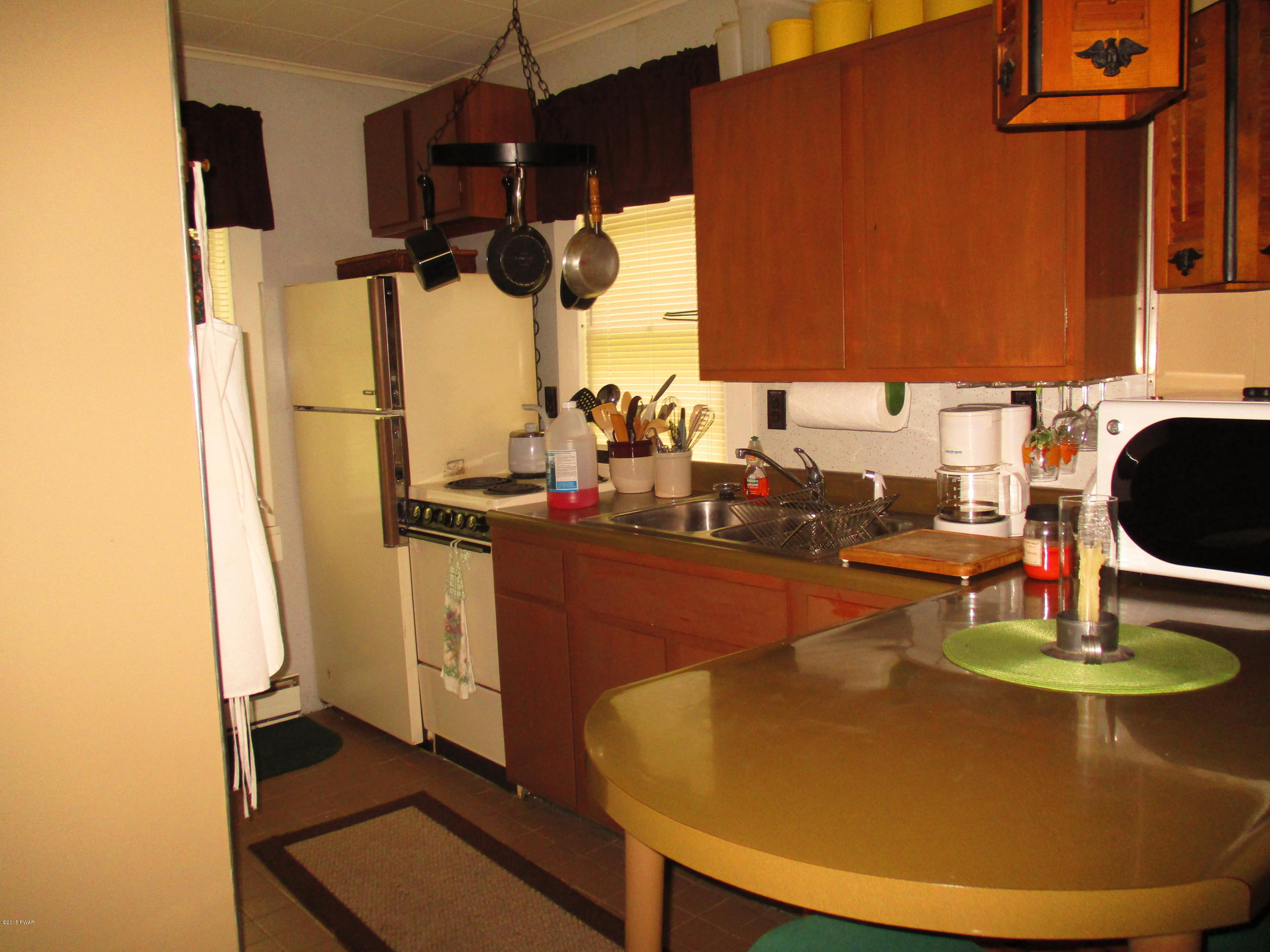 128 Rocky Road Greentown, PA 18426 - Photo 4 of 13