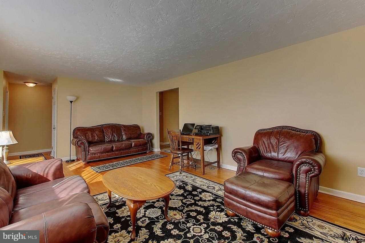 2271 Delta Road Brogue, PA 17309 - Photo 4 of 28 Gallery Image 4