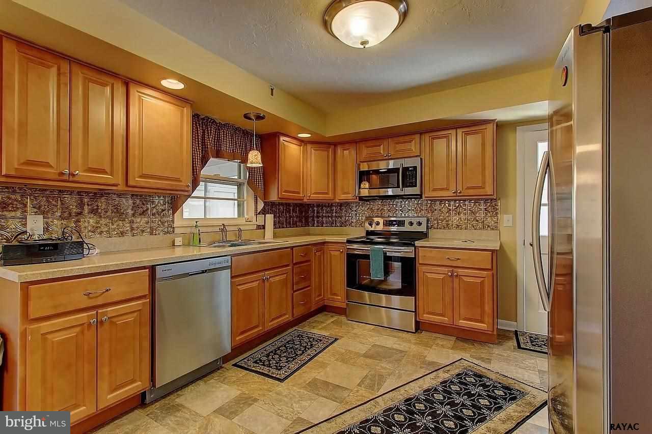 2271 Delta Road Brogue, PA 17309 - Photo 8 of 28 Gallery Image 8