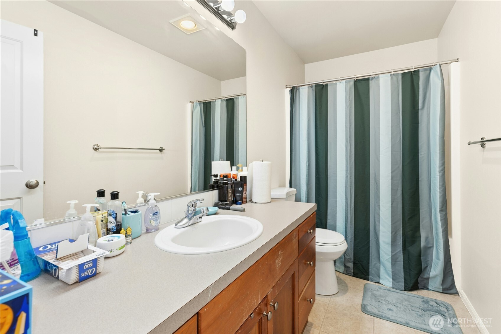 16918 Woodside Drive Southeast Renton, WA 98058 - Photo 23 of 32