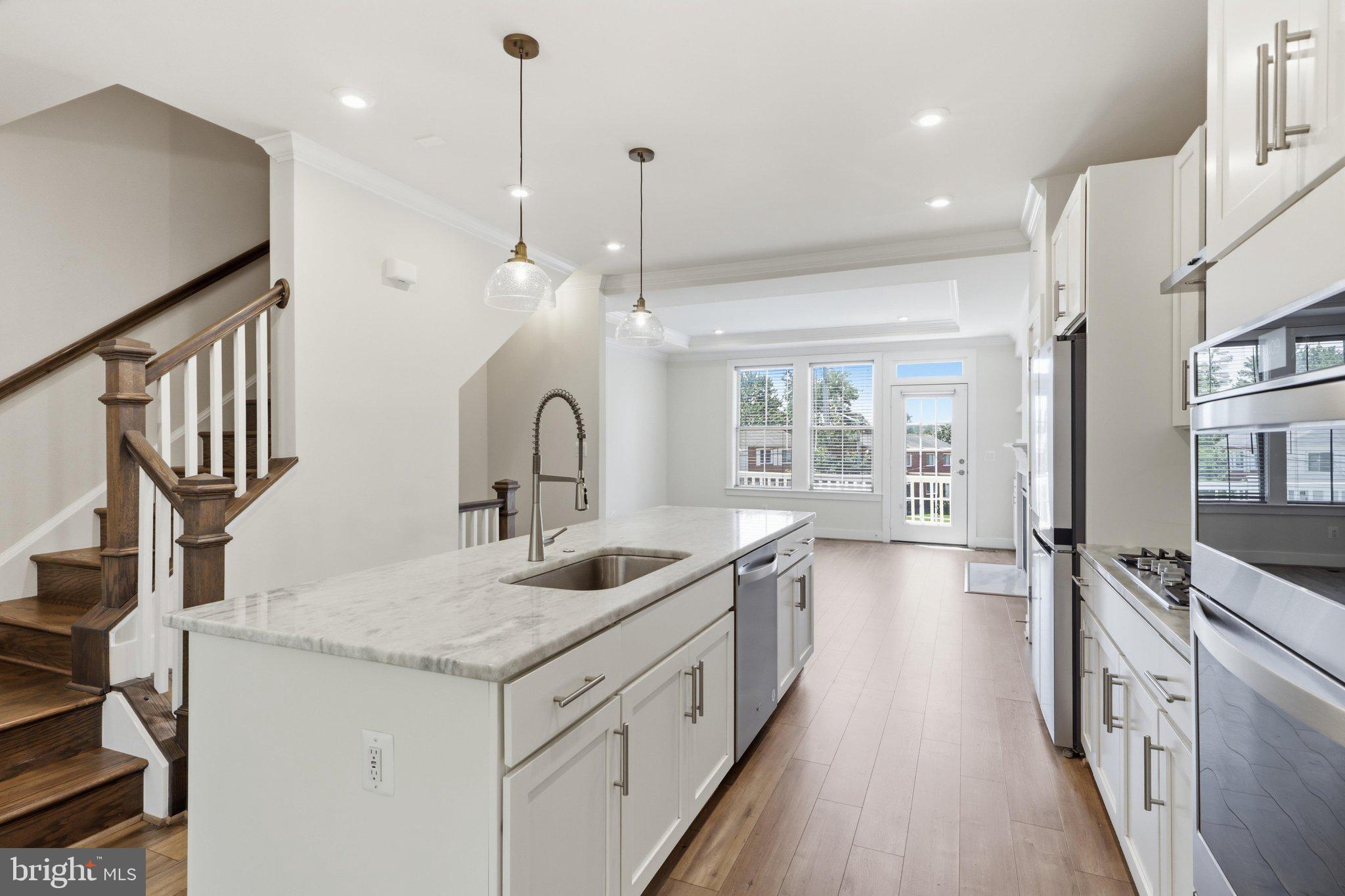 2252 South Glebe Road Arlington, VA 22204 - Photo 11 of 45