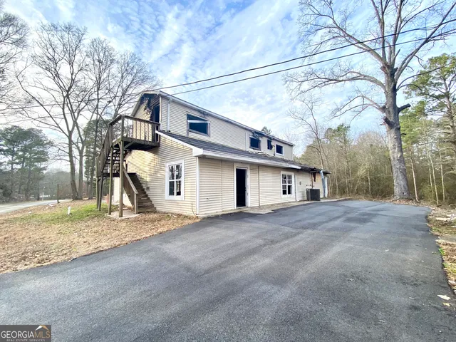$385,000 | 21 Old Carrollton Road, Newnan, GA 30263