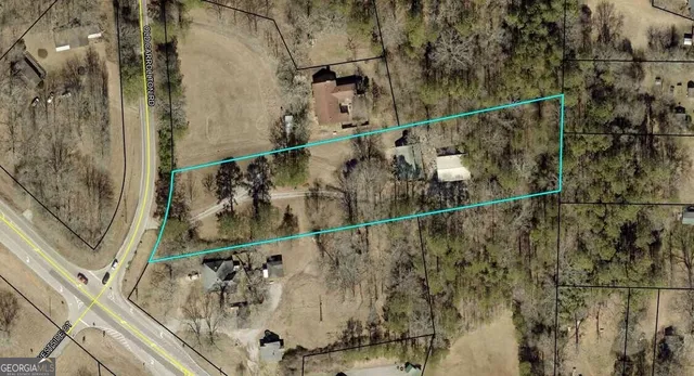 $385,000 | 21 Old Carrollton Road, Newnan, GA 30263