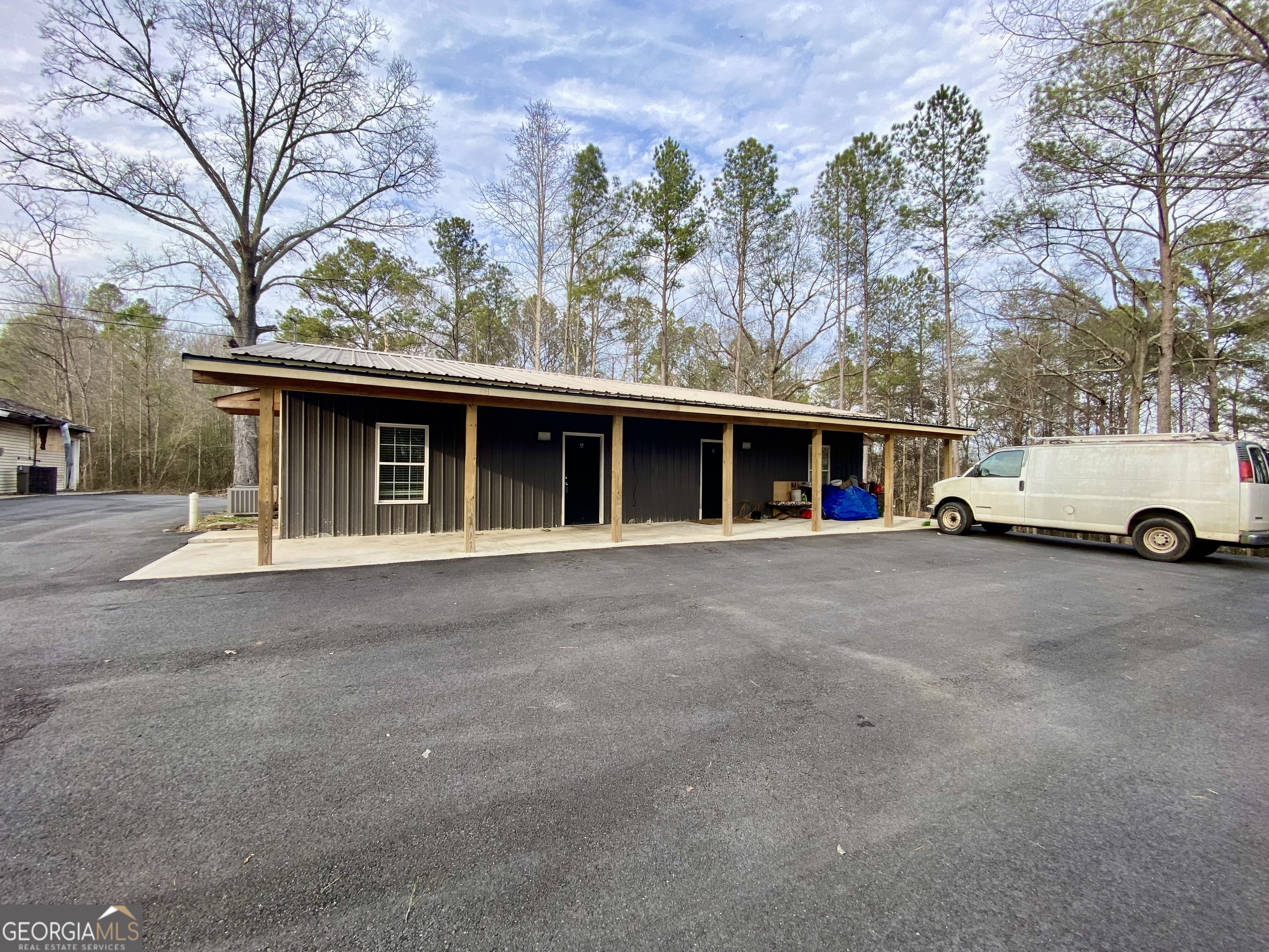 21 Old Carrollton Road Newnan, GA 30263 - Photo 3 of 15