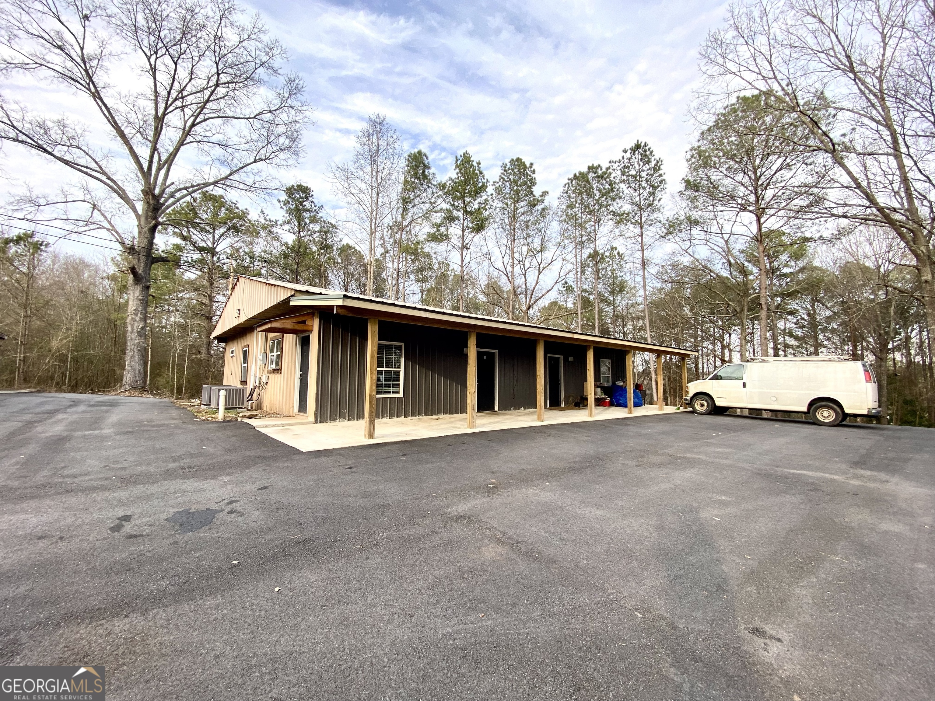 21 Old Carrollton Road Newnan, GA 30263 - Photo 4 of 15