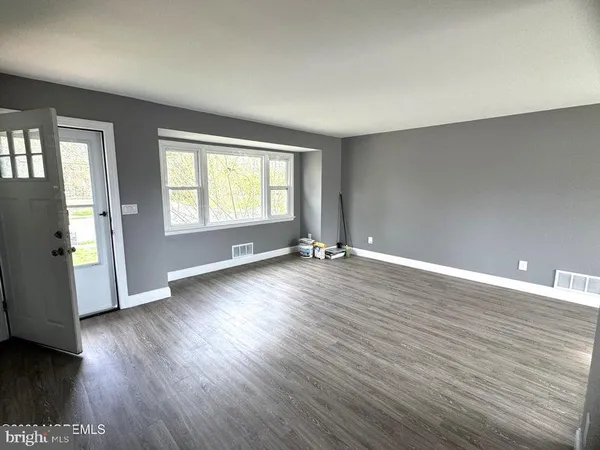 $3,000 | 416 Hooper Avenue, Toms River, NJ 08753