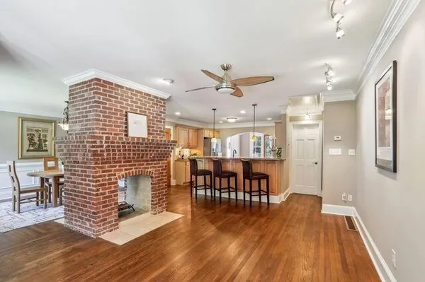 $3,200 | 658 Timm Valley Road Northeast, Unit 1, Atlanta, GA 30305