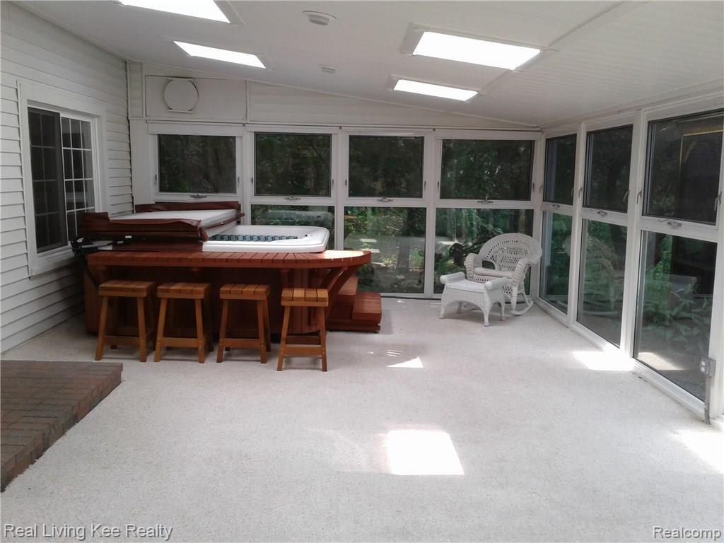 722 West Hamlin Road Rochester Hills, MI 48307 - Photo 30 of 31