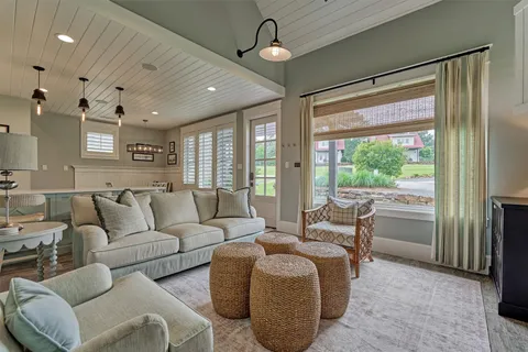 $895,000 | 26210 BlueJack National Boulevard, Unit 9, Montgomery, TX 77316