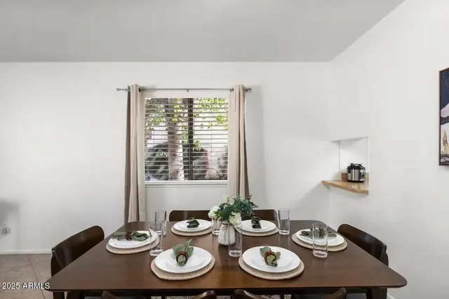 $2,900 | 4627 West Commonwealth Place, Chandler, AZ 85226