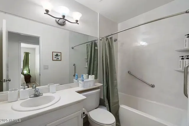 $2,900 | 4627 West Commonwealth Place, Chandler, AZ 85226