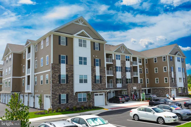 $359,990 | 403 Bold Ruler Court, Unit 304, Havre de Grace, MD 21078