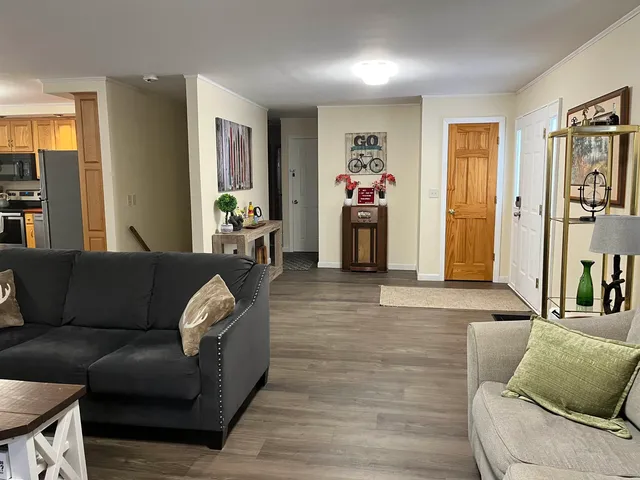 $420,000 | 8 Charter Hill Drive, Rutland, VT 05701