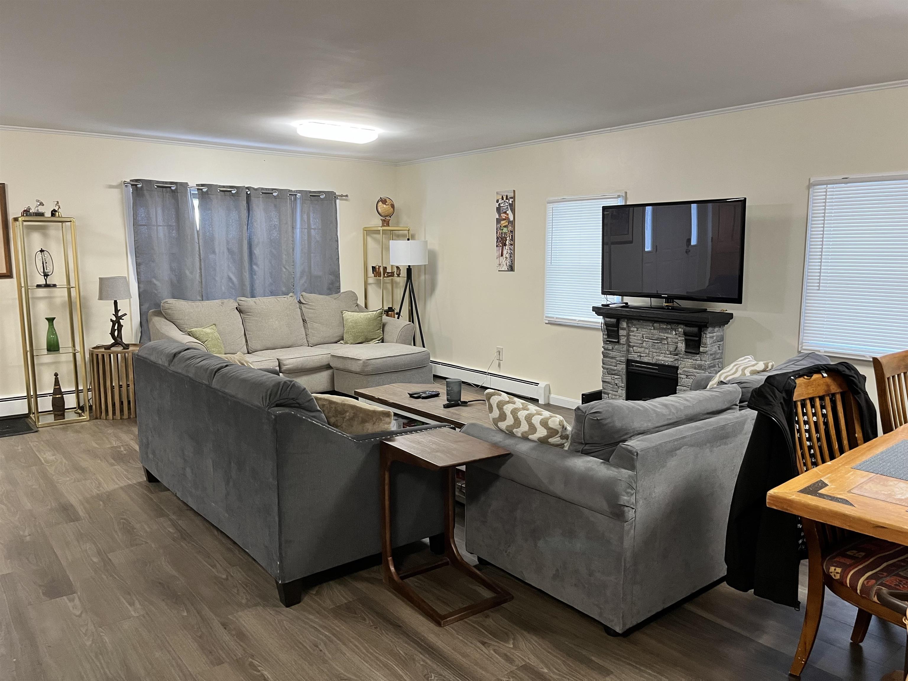 8 Charter Hill Drive Rutland, VT 05701 - Photo 2 of 38