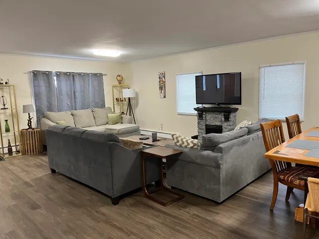 $420,000 | 8 Charter Hill Drive, Rutland, VT 05701