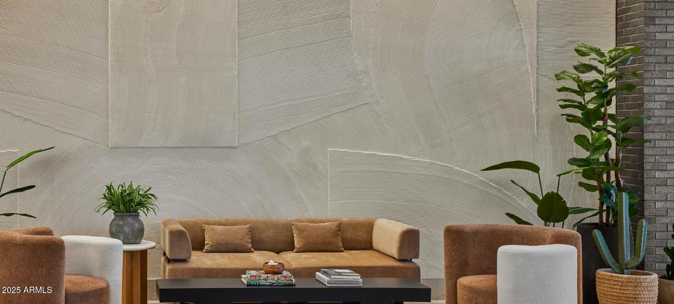 817 North 6th Street, Unit A2 Phoenix, AZ 85004 - Photo 38 of 39 Lobby 2