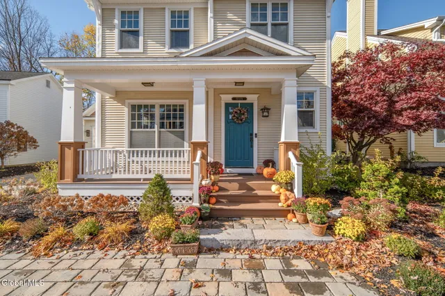 $1,500,000 | 7 Park Alley, Saratoga Springs, NY 12866