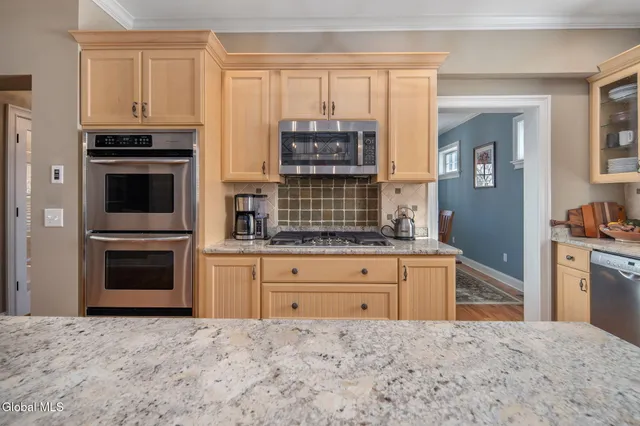 $1,500,000 | 7 Park Alley, Saratoga Springs, NY 12866