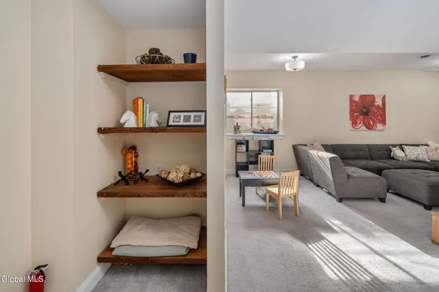 $1,500,000 | 7 Park Alley, Saratoga Springs, NY 12866