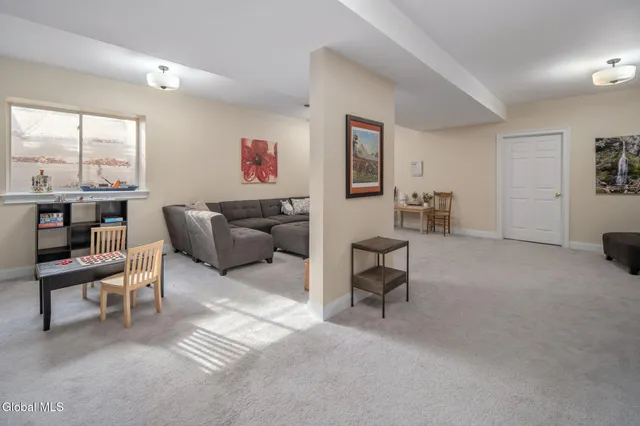 $1,500,000 | 7 Park Alley, Saratoga Springs, NY 12866