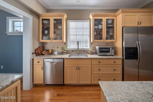 $1,500,000 | 7 Park Alley, Saratoga Springs, NY 12866