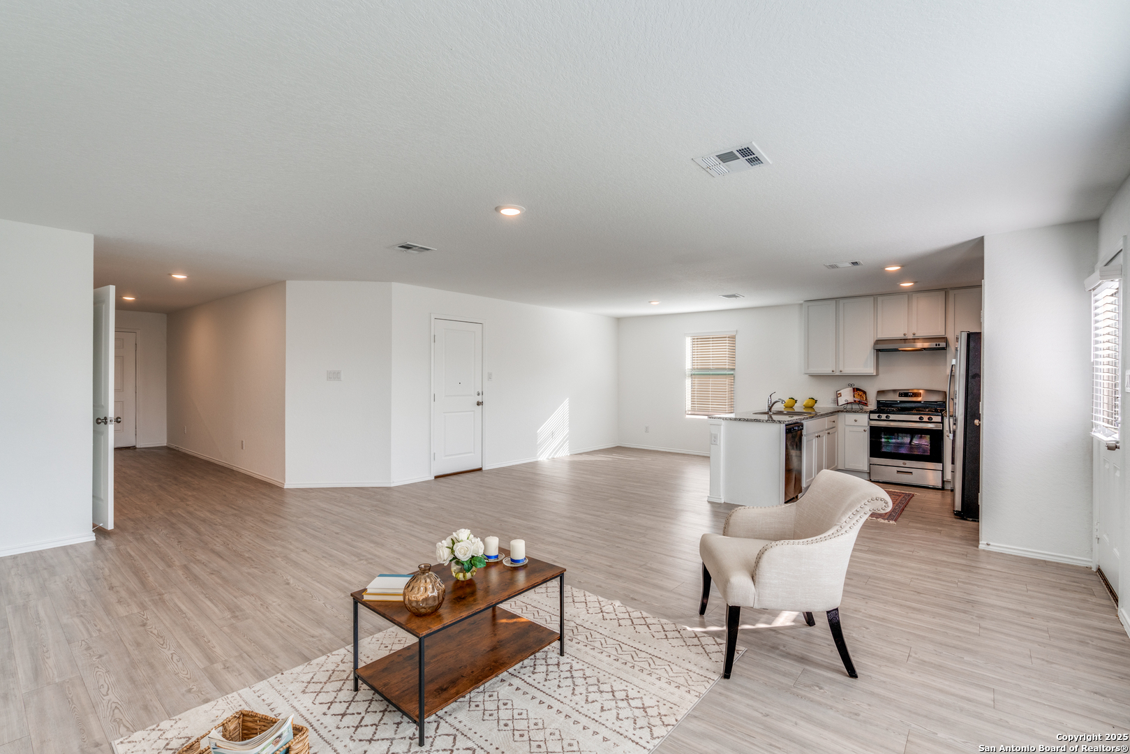 362 Ambush Ridge San Antonio, TX 78220 - Photo 9 of 26