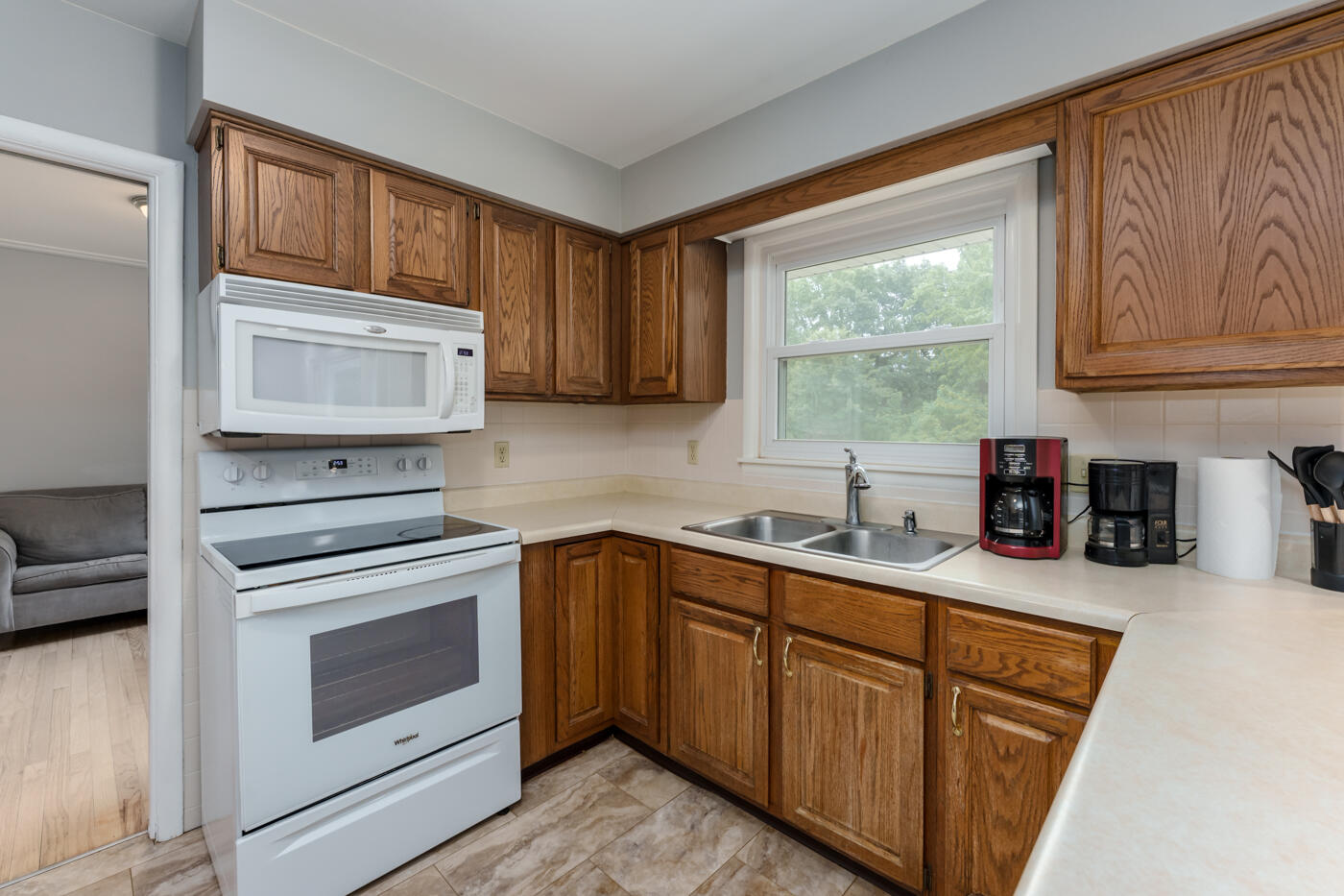 2209 Romence Road Portage, MI 49024 - Photo 8 of 27 Romence_Rd_2209_Portage_49024-11