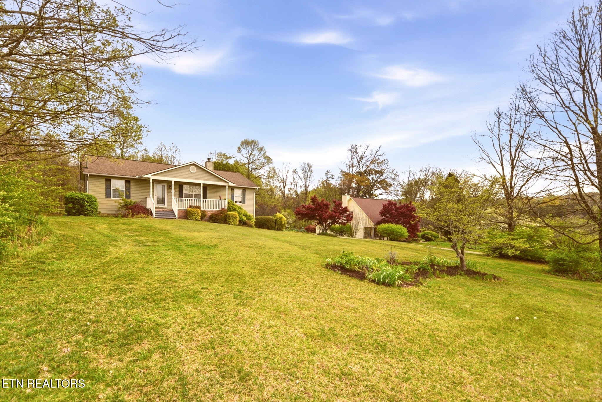 2814 Silver Creek Road Knoxville, TN 37924 - Photo 2 of 38