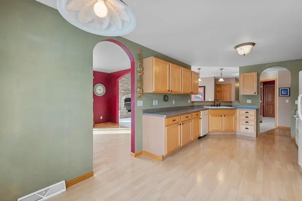 $334,900 | 1542 Primrose Lane, Fond du Lac, WI 54935