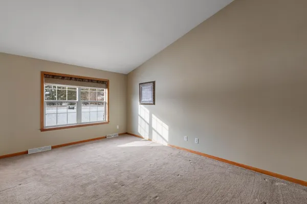 $334,900 | 1542 Primrose Lane, Fond du Lac, WI 54935