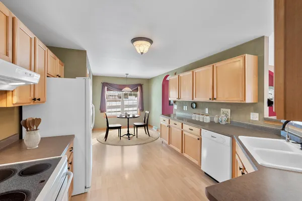 $334,900 | 1542 Primrose Lane, Fond du Lac, WI 54935