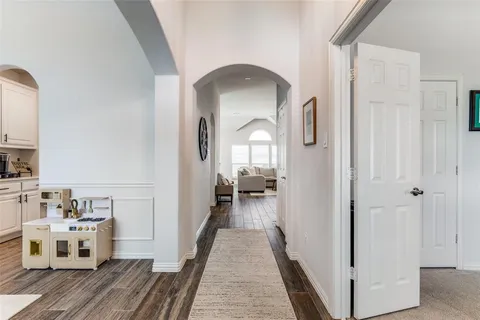 $395,000 | 6321 Farndon Drive, Aubrey, TX 76227