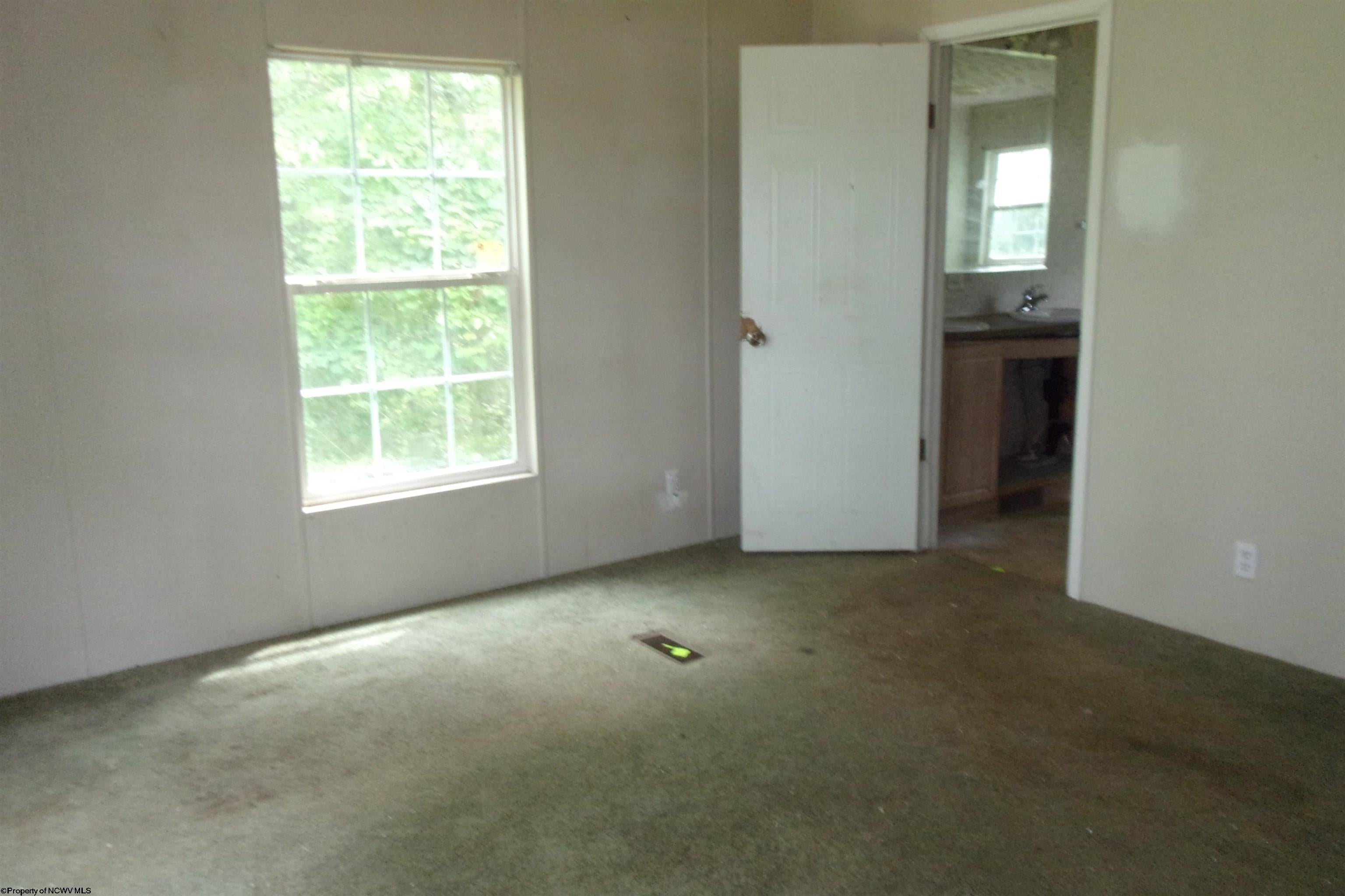 424 Indian Rock Road Reedsville, WV 26547 - Photo 11 of 21 Gallery Image 11