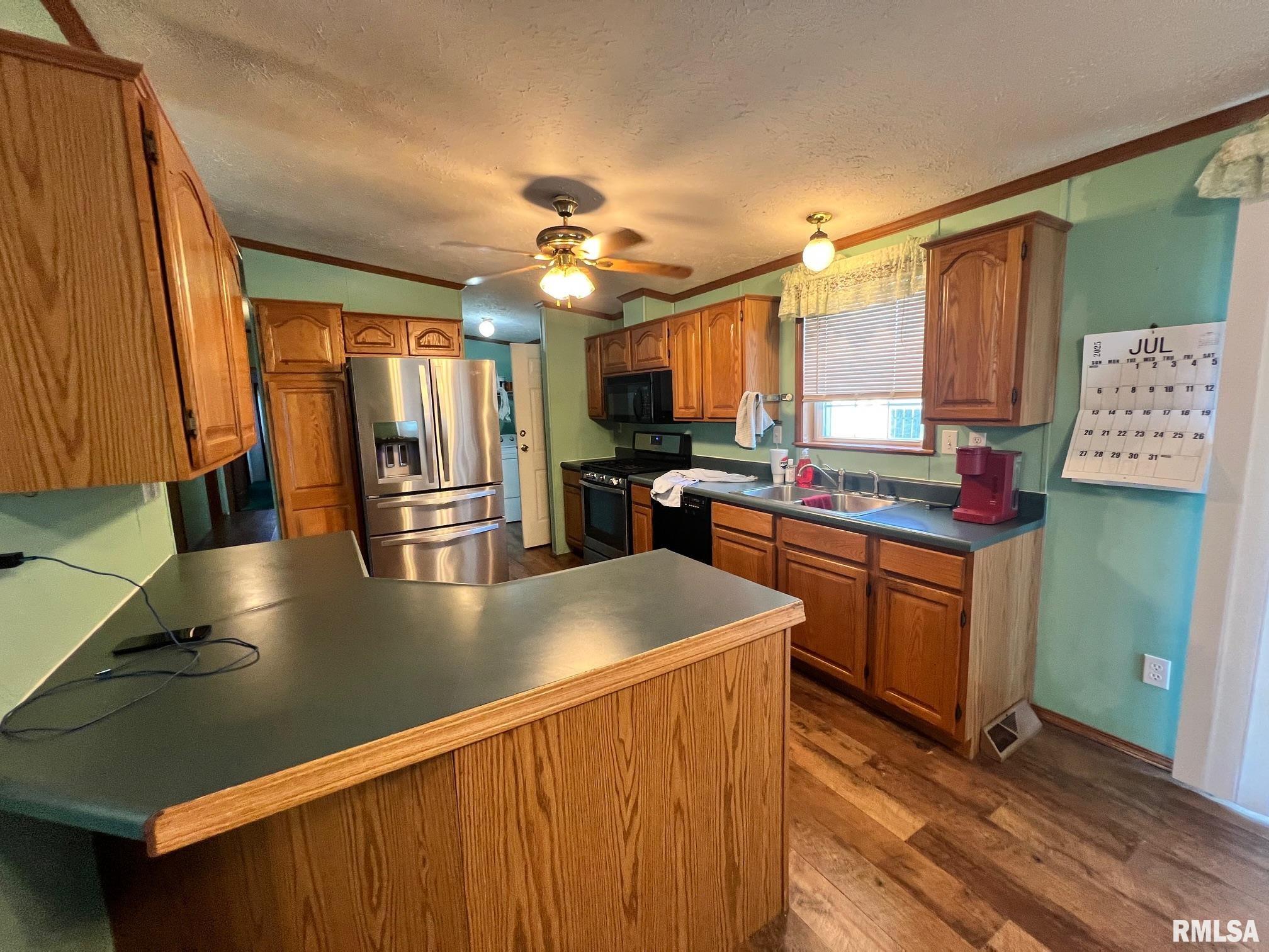 517 South O'Bannon Street Raymond, IL 62560 - Photo 6 of 13