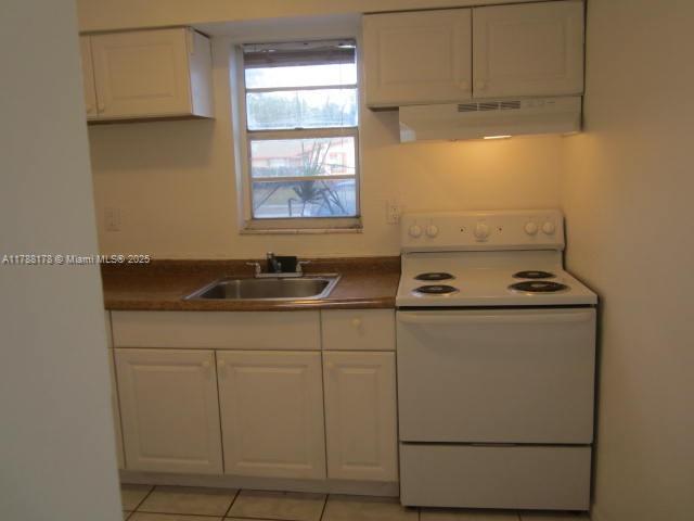 Collier City Pompano Beach, FL 33069 - Photo 50 of 53 a utility room with dryer and washer