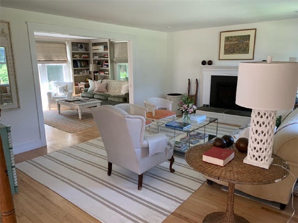 143 Longfellow Road Jamestown, RI 02835 - Photo 3 of 20