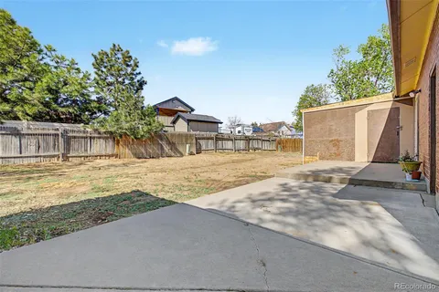 $425,000 | 5009 Uvalda Street, Denver, CO 80239