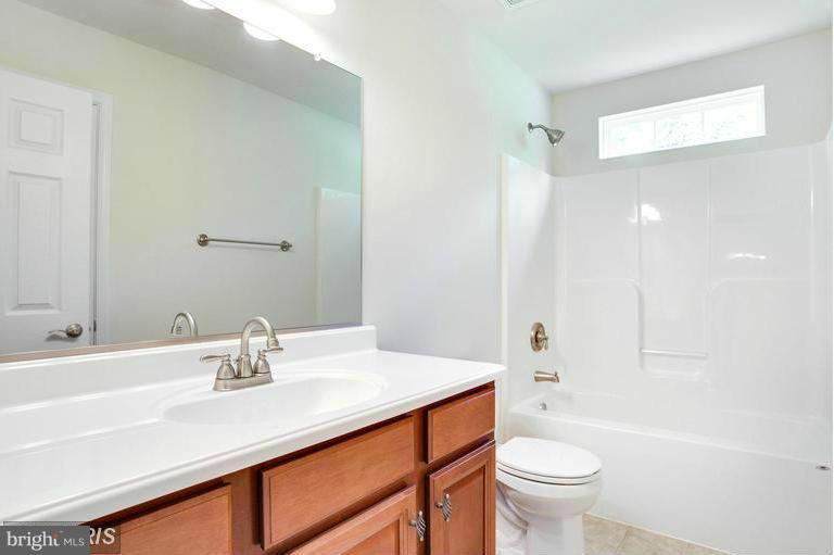 4590 Hallowing Point Road Prince Frederick, MD 20678 - Photo 12 of 25 Full Bath