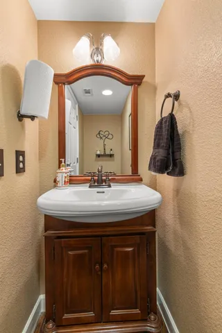 $689,900 | 6261 Arctic Loon Way, Rocklin, CA 95765