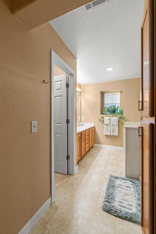 $689,900 | 6261 Arctic Loon Way, Rocklin, CA 95765