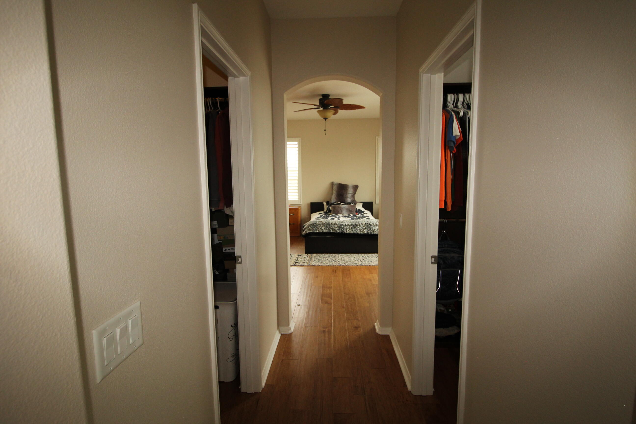 2841 Hornbeam Road Palmdale, CA 93551 - Photo 28 of 36 Dual walk in closets