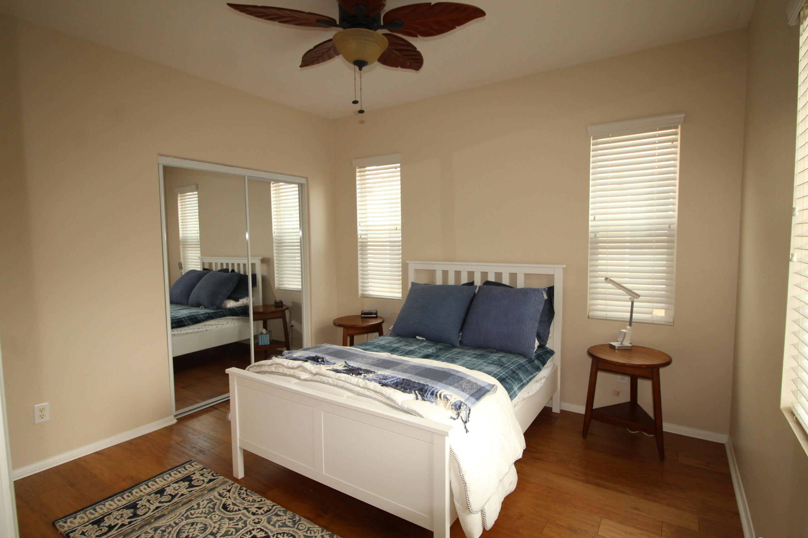 2841 Hornbeam Road Palmdale, CA 93551 - Photo 36 of 36 Bedroom 3 with mirrored closet doors