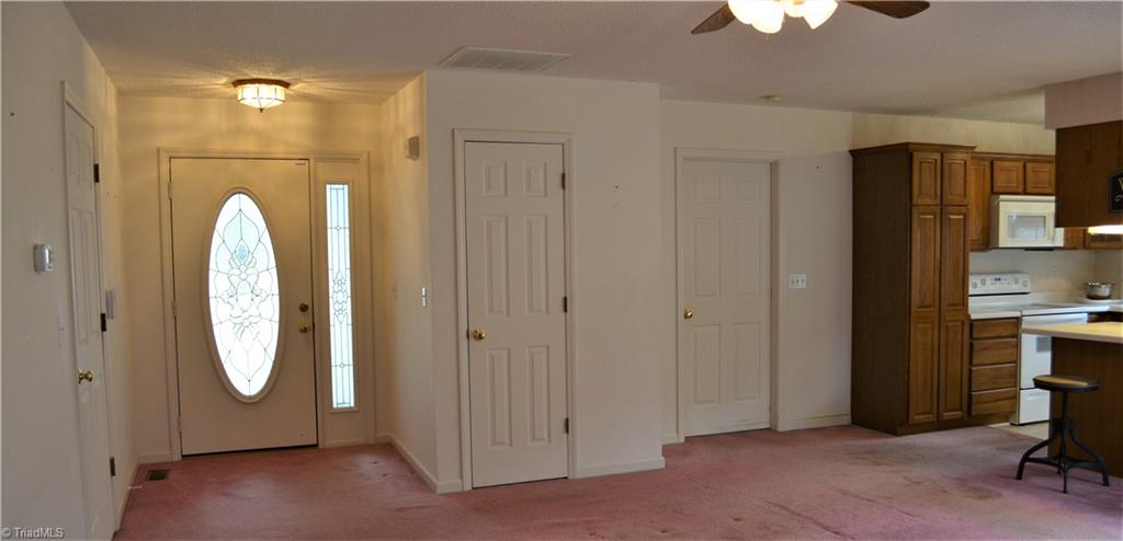 5449 Racine Road Randleman, NC 27317 - Photo 5 of 22 Gallery Image 5