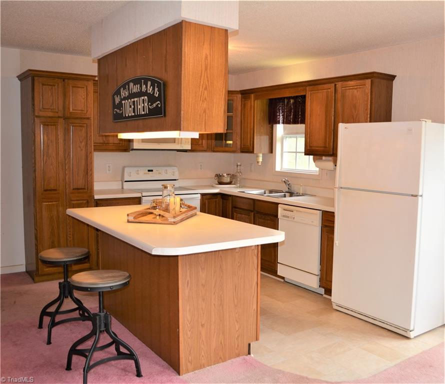 5449 Racine Road Randleman, NC 27317 - Photo 9 of 22 Gallery Image 9